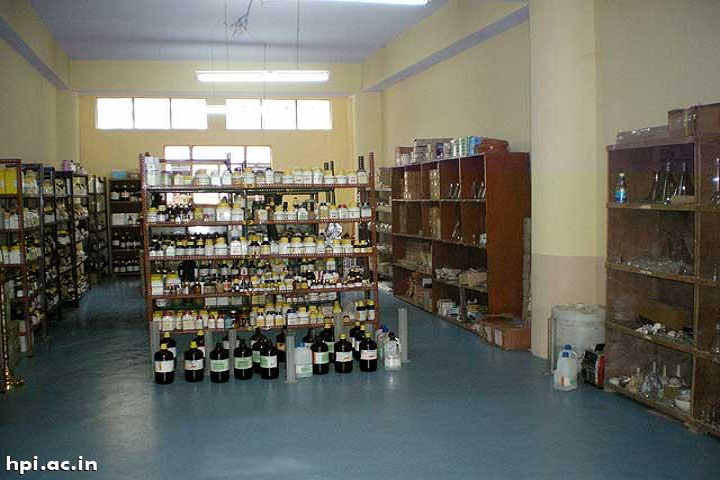 Himalayan Pharmacy Institute, Tadong Chemistry Laboratory of Himalayan Pharmacy Institute Tadong